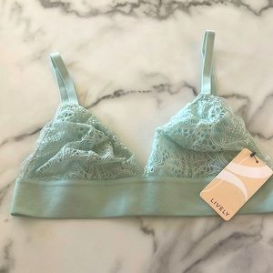 Lively Lace Bra: Seafoam